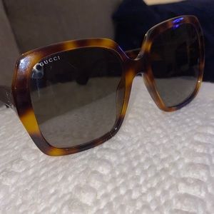 Gucci brown sunglasses